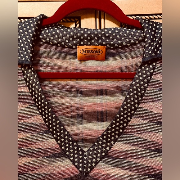 Classic MISSONI Made in Italy Semi sheer top. Size 44 US Large - Picture 4 of 6